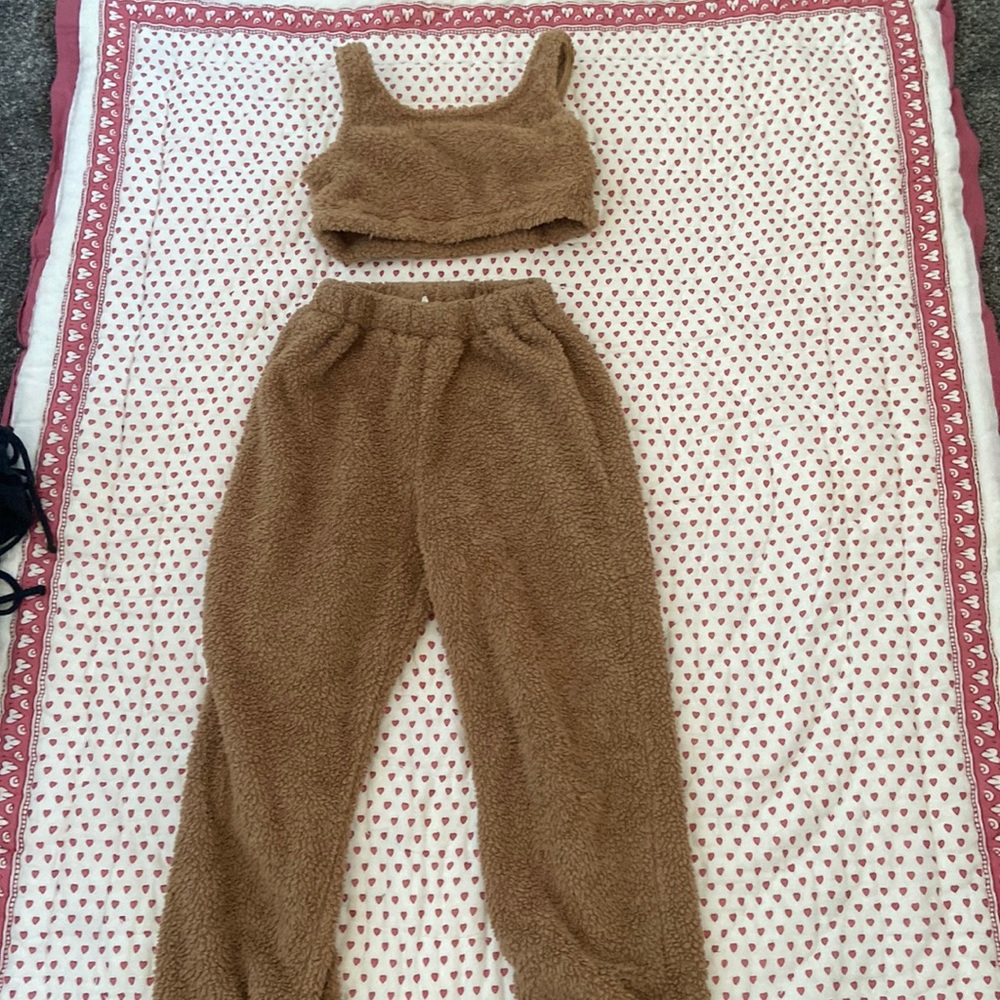 Shein Kids Preppy Vsco Sherpa Crop Set size: 9